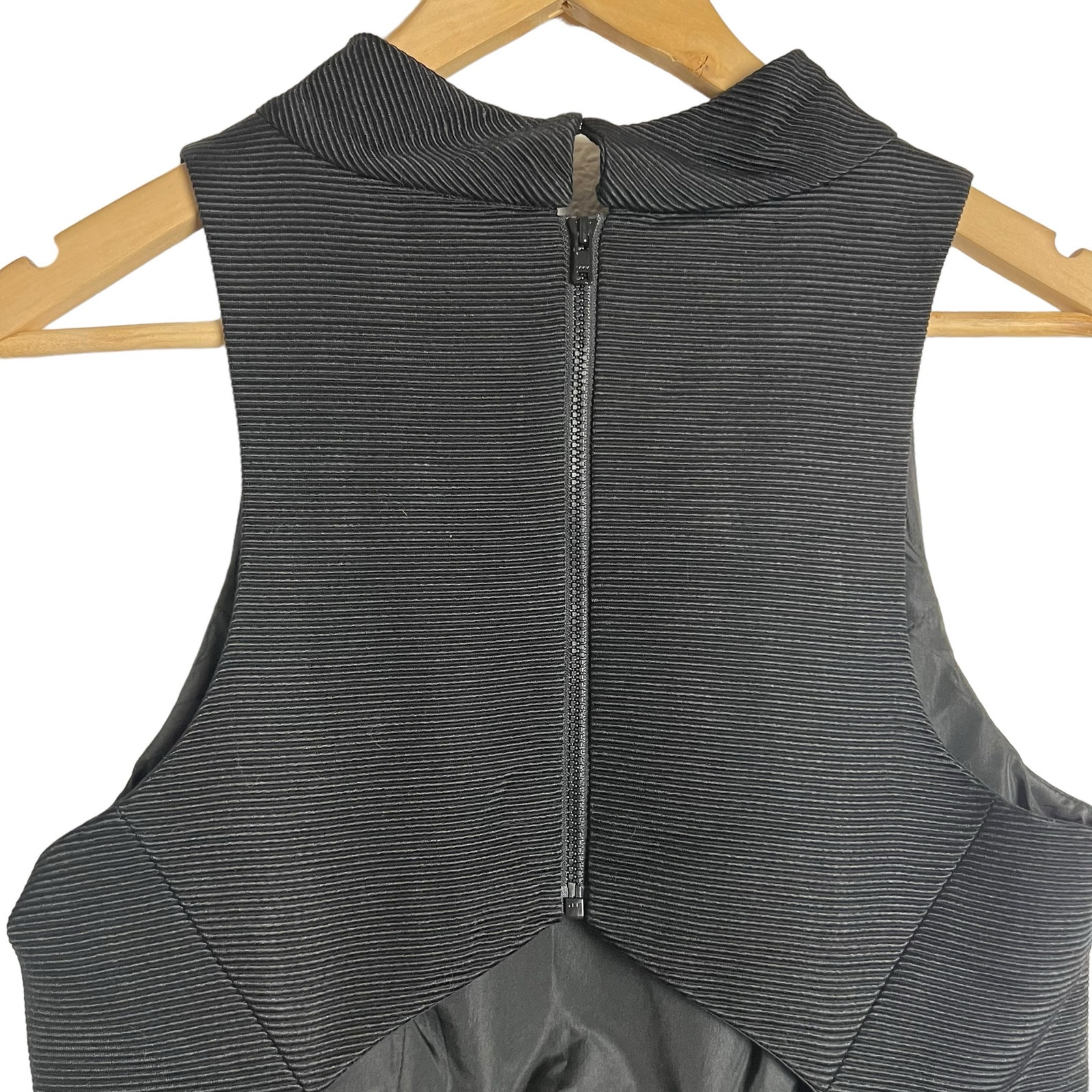 Camilla And Marc Heavy Rib Panel Black Asymmetric Sleeveless Mini Dress Size 6 — image 4 of 8